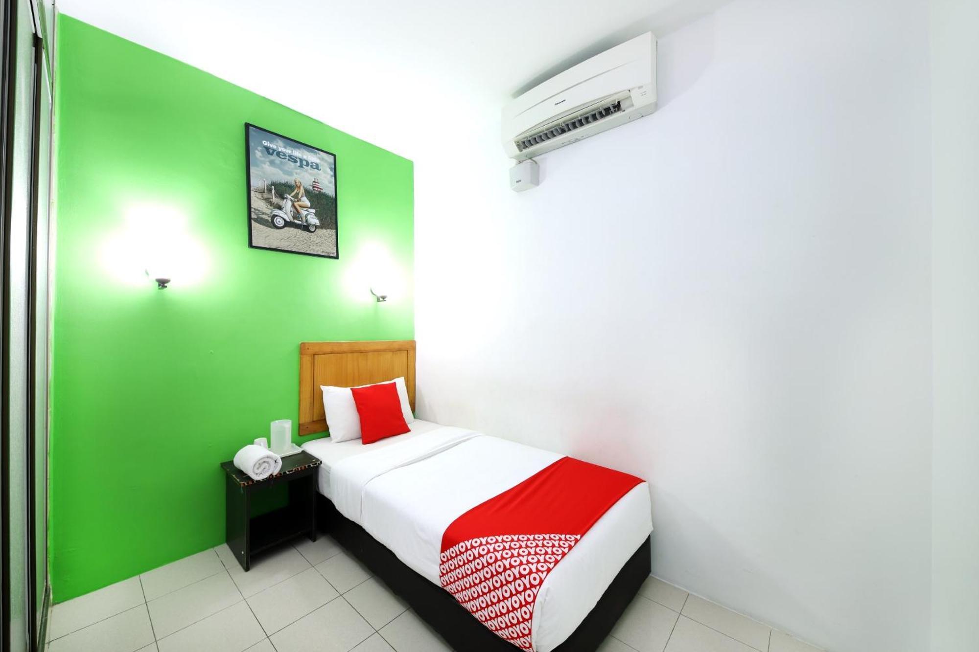 Super Oyo 502 Midah Inn Puchong Exterior foto